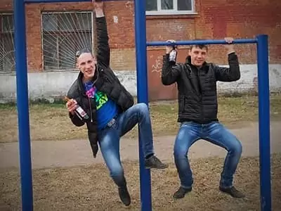 есть люди, которые сами бросили пить